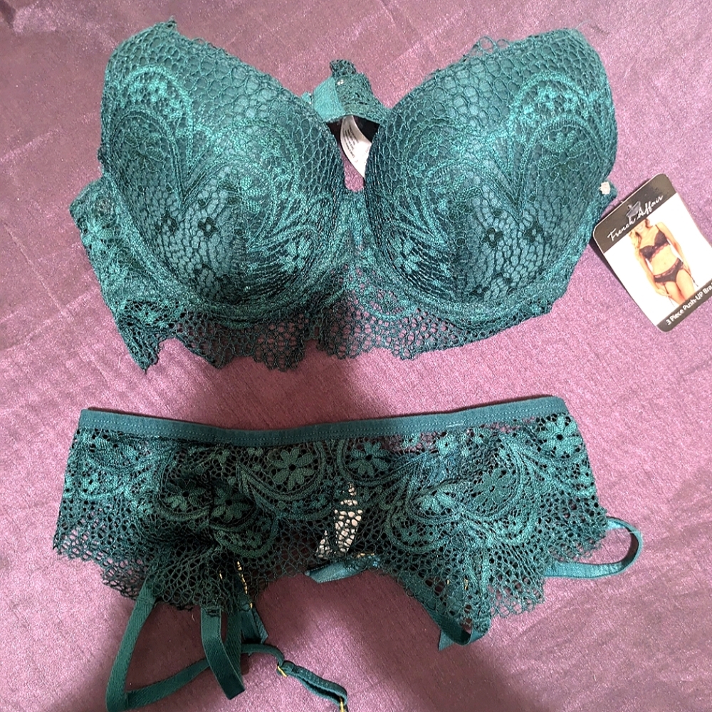 Victoria secret bra and garter set